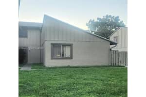 5868 Nw 21st St 45-c, Lauderhill