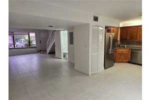 10142 Sw 77th Ct 10142 Miami, FL 33156 - MLS#A11894433