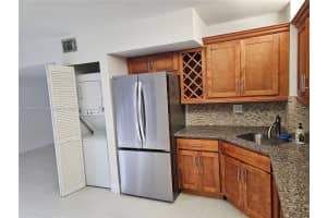 10142 Sw 77th Ct 10142 Miami, FL 33156 - MLS#A11894433