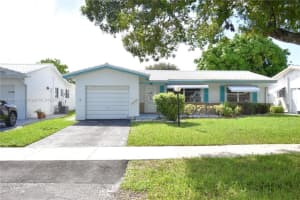 1301 Campanelli Dr, Plantation