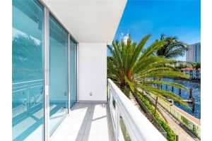 2950 Ne 188th St 225, Aventura