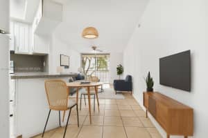 8225 Lake Dr 304 Doral, FL 33166 - MLS#A11894438