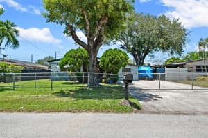 5614 Hope St Hollywood, FL 33021 - MLS#A11894464