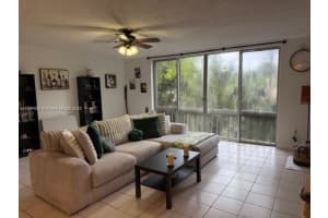 8401 W Sample Rd 14, Coral Springs