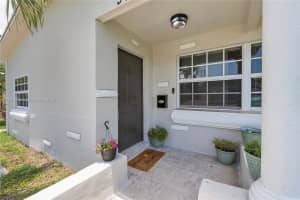 3301 Nw 42nd St Lauderdale Lakes, FL 33309 Sold 11/01/25