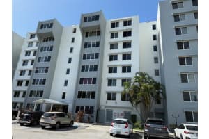 9001 Sw 77th Ave C204, Miami