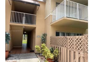 4110 Nw 79th Ave 2a Doral, FL 33166 - MLS#A11894540