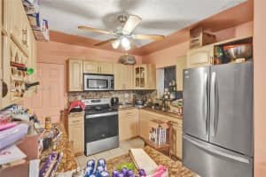 685 Ne 180th St Miami, FL 33162 - MLS#A11894574
