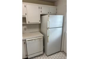 211 Ne 8th Ave 103 Hallandale Beach, FL 33009 - MLS#A11894606