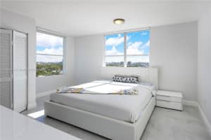 1800 Sunset Harbour Dr 2215 Miami Beach, FL 33139 - MLS#A11894610