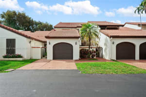 9340 Nw 48th Doral Ter Doral, FL 33178 - MLS#A11894616