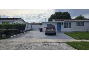 7160 W 10th Ave Hialeah, FL 33014 - MLS#A11894636
