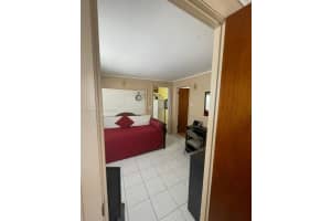 337 Ne 4th Ct Ct Hallandale Beach, FL 33009 - MLS#A11894637