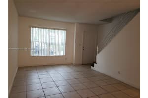 811 Nw 46th Ave 811 Plantation, FL 33317 - MLS#A11894659