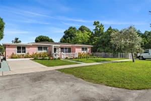 1271 Nw 87th St Miami, FL 33147 - MLS#A11894676