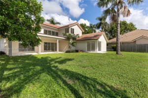 1361 Sw 104th Ave Pembroke Pines, FL 33025 - MLS#A11894686