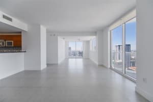 253 Ne 2nd St 3902 Miami, FL 33132 - MLS#A11894700