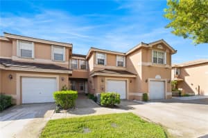 10126 Royal Palm Blvd Coral Springs, FL 33065 - MLS#A11894708