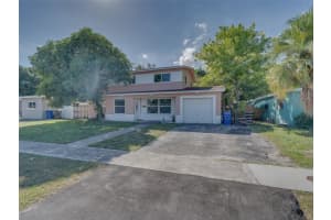 4233 Nw 38th Ave Lauderdale Lakes, FL 33309 - MLS#A11894713