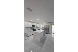 6100 W 26th Ct 101-47 Hialeah, FL 33016 - MLS#A11894715