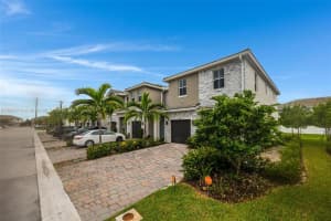 156 Sw 171st Ln 156 Pembroke Pines, FL 33027 - MLS#A11894716