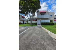 563 Nw 98th Ave Plantation, FL 33324 - MLS#A11894736
