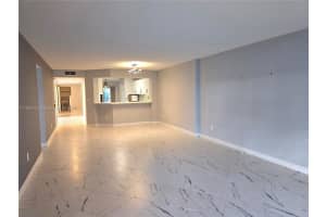 7440 Granville Dr 213 Tamarac, FL 33321 - MLS#A11894745