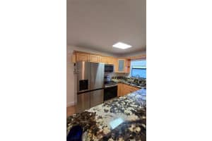 13500 Ne 3rd Ct 423, North Miami