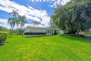 8330 Sw 171st St Palmetto Bay, FL 33157 - MLS#A11894781