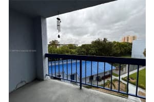 9460 Fontainebleau Blvd 421 Miami, FL 33172 - MLS#A11894798