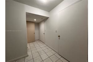 9460 Fontainebleau Blvd 421 Miami, FL 33172 - MLS#A11894798
