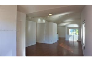 1121 Alexander Bnd Weston, FL 33327 - MLS#A11894801