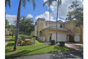 5483 Nw 112th Pl, Doral