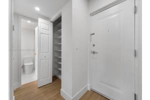 8101 Camino Real C-320 Miami, FL 33143 - MLS#A11894858