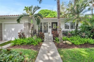 817 Venetia Ave Coral Gables, FL 33134 - MLS#A11894862