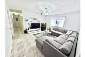 627 E 45th St 1 Hialeah, FL 33013 - MLS#A11894865