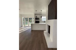 2411 Sw 50th Ter Fort Lauderdale, FL 33317 - MLS#A11894876