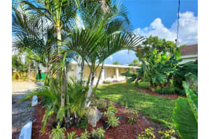 5934 Buchanan St 1 & 4 Hollywood, FL 33021 - MLS#A11894901