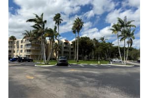 13100 Sw 92nd Ave A-ph7 Miami, FL 33176 - MLS#A11894927