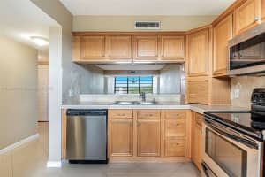 1705 Whitehall Dr 401 Davie, FL 33324 - MLS#A11894984