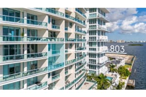 7935 East Dr 803 North Bay Village, FL 33141 - MLS#A11895017