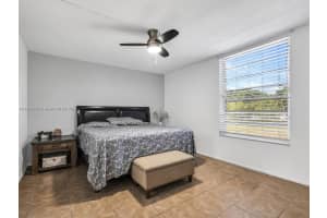 8401 Lagos De Campo Blvd 210v Tamarac, FL 33321 - MLS#A11895038