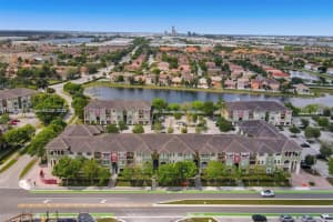10902 Nw 83rd St 218, Doral