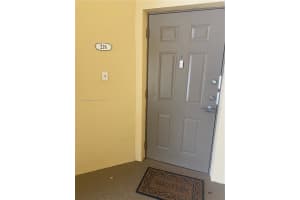 8800 Nw 107th Ct 218 Doral, FL 33178 - MLS#A11895100