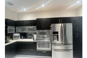 11281 Nw 84th St, Doral