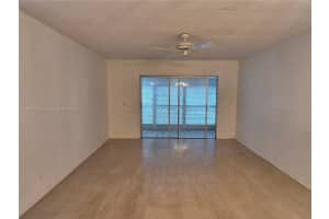 1201 Hillcrest Ct 302 Hollywood, FL 33021 - MLS#A11895109