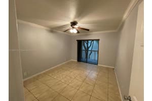 8100 Geneva Ct 440 Doral, FL 33166 - MLS#A11895115