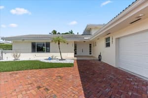 1961 Ne 188th St Miami, FL 33179 - MLS#A11895137