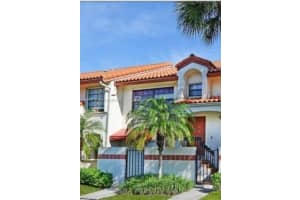 203 Liberty Ct Deerfield Beach, FL 33442 - MLS#A11895157