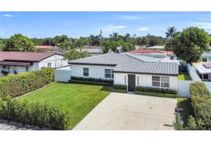 18361 Ne 20th Pl 18361 North Miami Beach, FL 33179 - MLS#A11895177